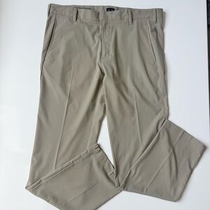 Adidas Men's Tan Chinos Classic Style Khaki Golf Pants Size 36 x 34